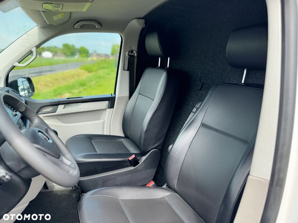 Volkswagen Transporter - 13