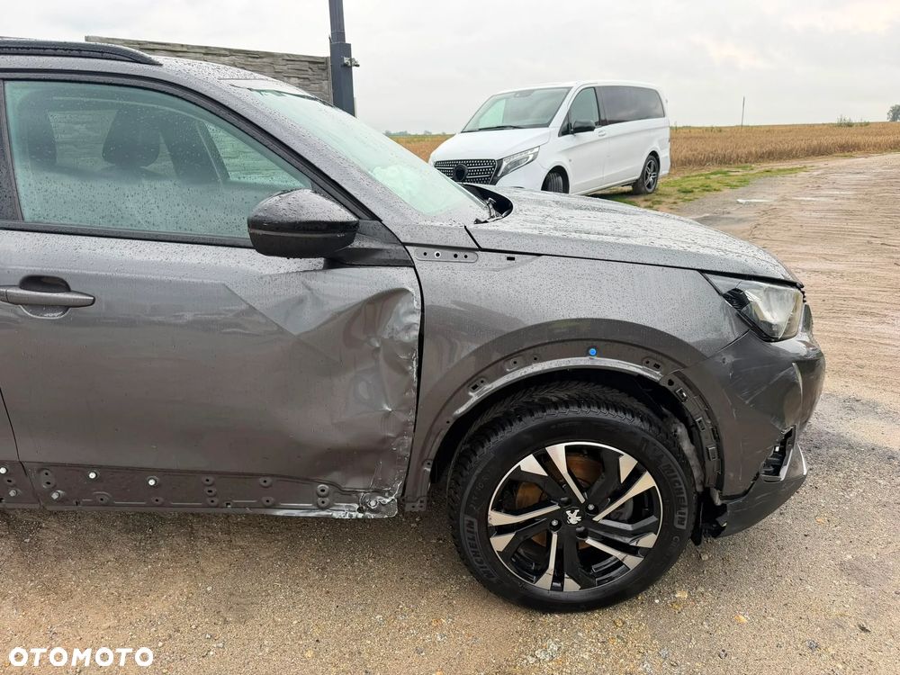 Peugeot 2008 PureTech 130 Allure - 28
