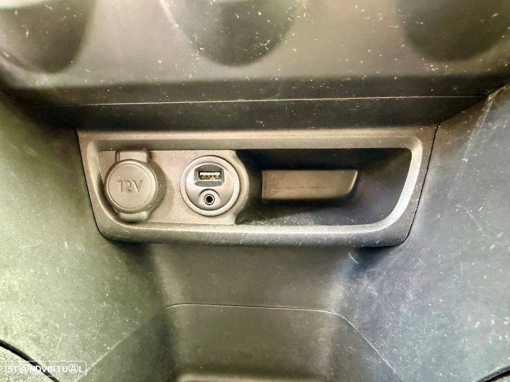 Peugeot 2008 e-HDi FAP 92 STOP & START Style - 24