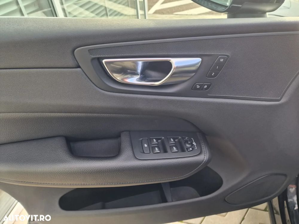 Volvo XC 60 Recharge T8 Twin Engine eAWD Inscription - 9