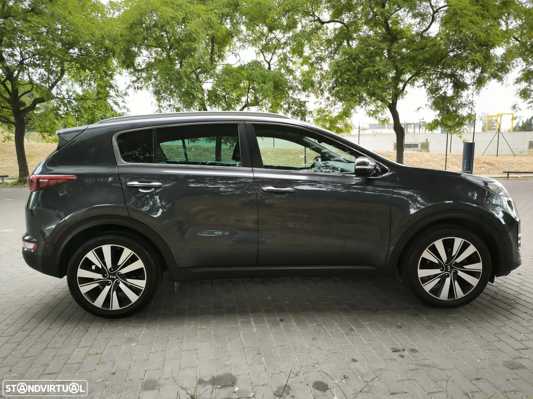 Kia Sportage 1.6 CRDI ISG SX - 6