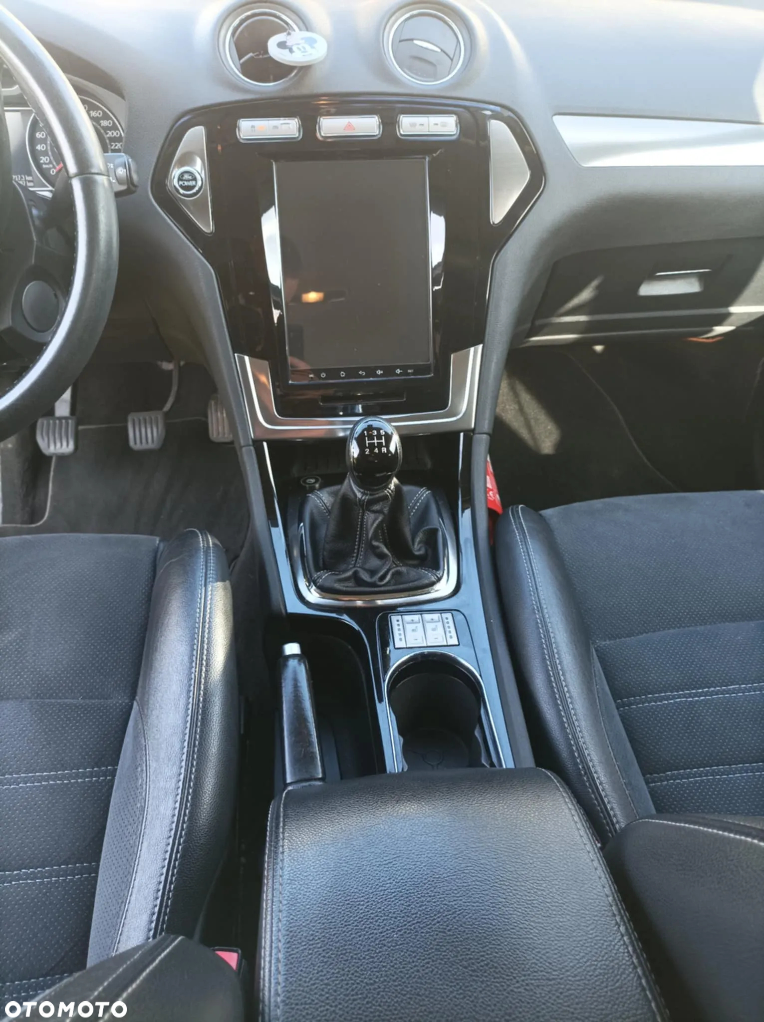 Ford Mondeo 2.0 FF Ghia - 20