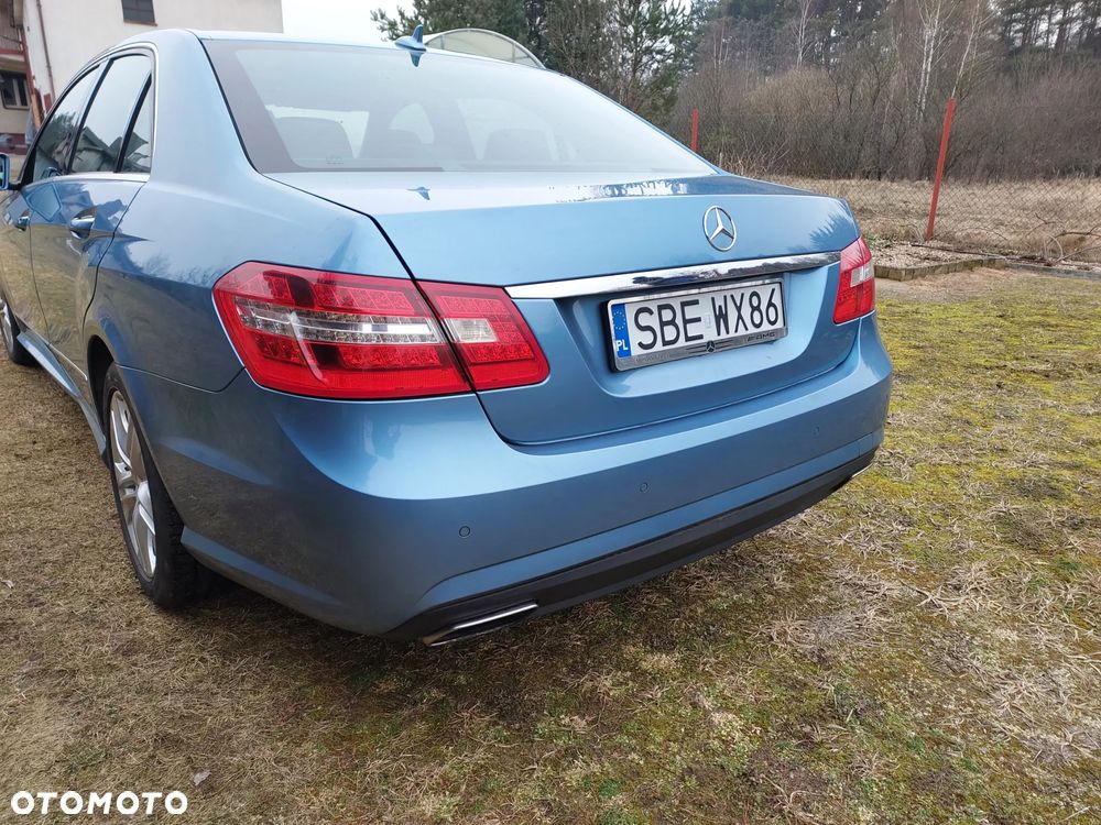 Mercedes-Benz Klasa E 350 CDI DPF 4Matic BlueEFFICIENCY 7G-TRONIC - 12