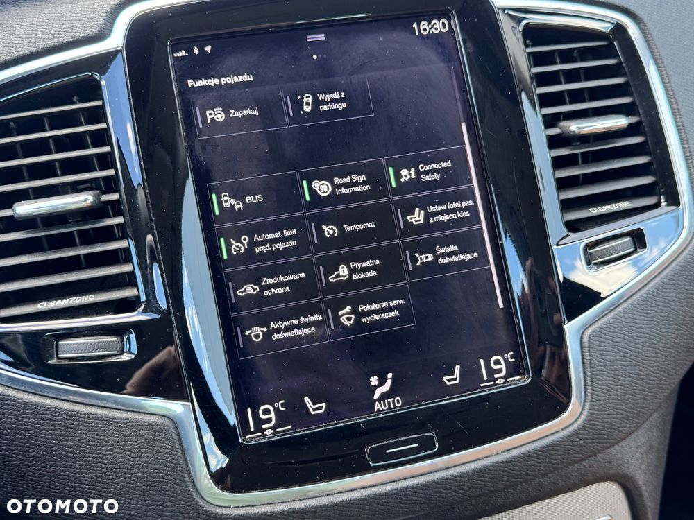 Volvo XC 90 D5 AWD Inscription - 28