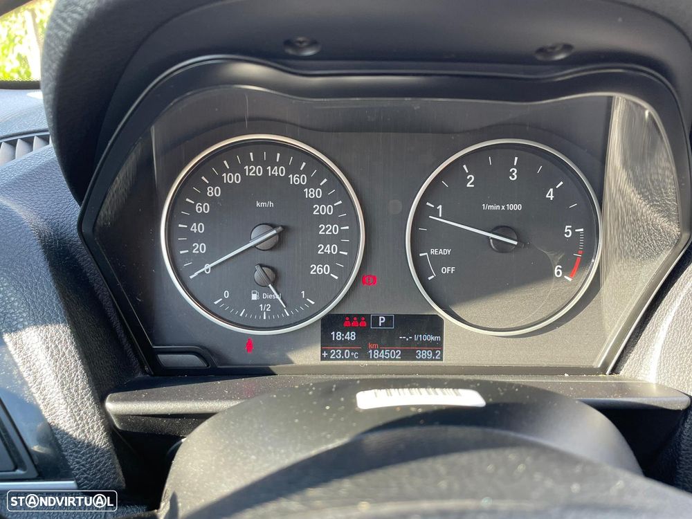 BMW 118 dA Line Sport - 13