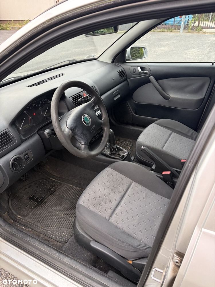 Skoda Octavia 1.9 TDI Tour - 6