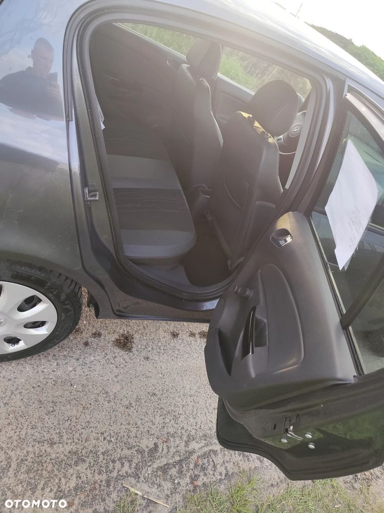 Opel Corsa - 11
