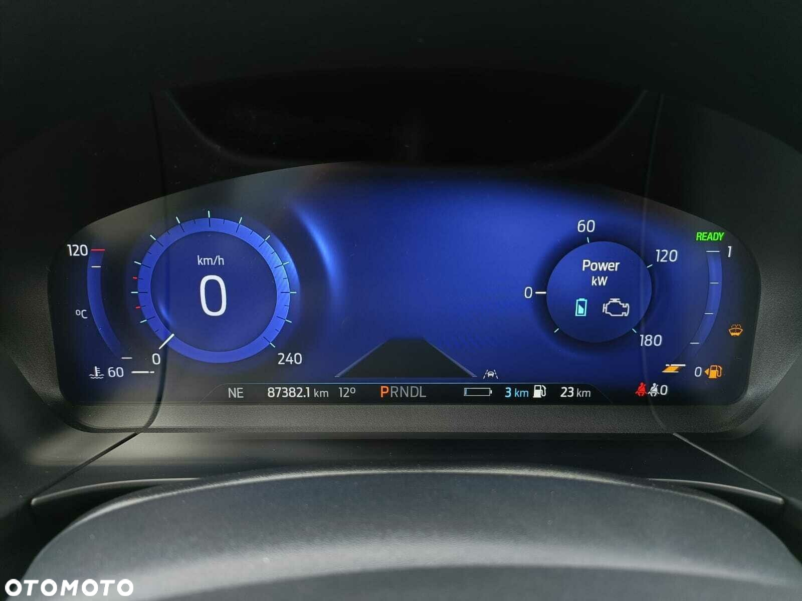 Ford Kuga - 15