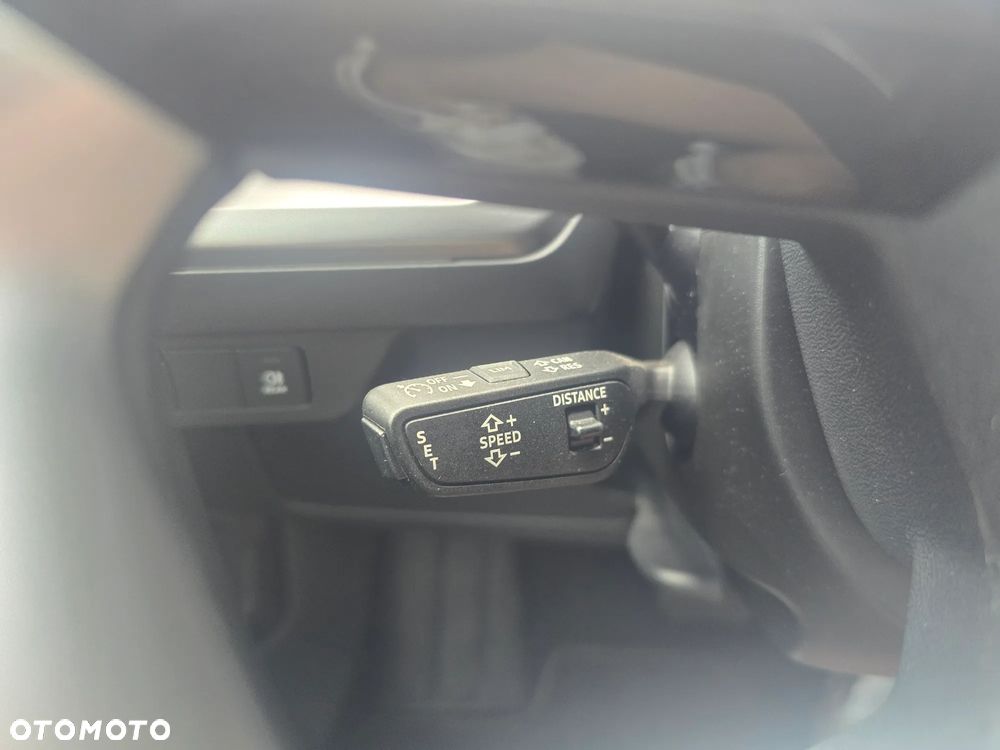 Audi Q4 e-tron 35 52kWh Advanced - 16