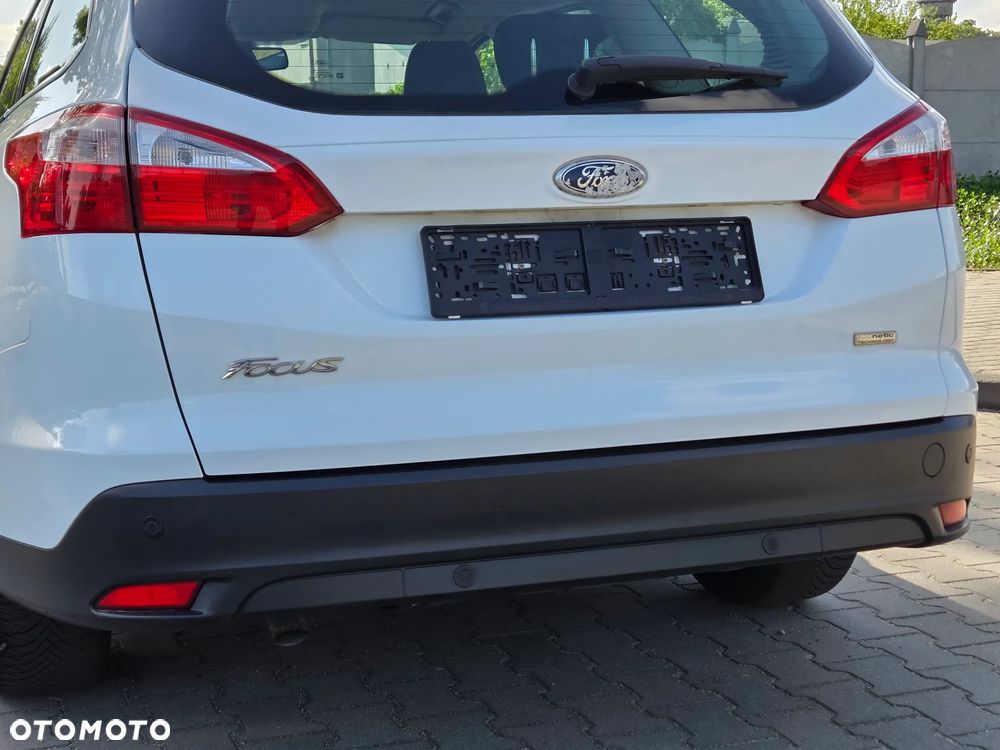 Ford Focus 1.6 TDCi DPF SYNC Edition - 14