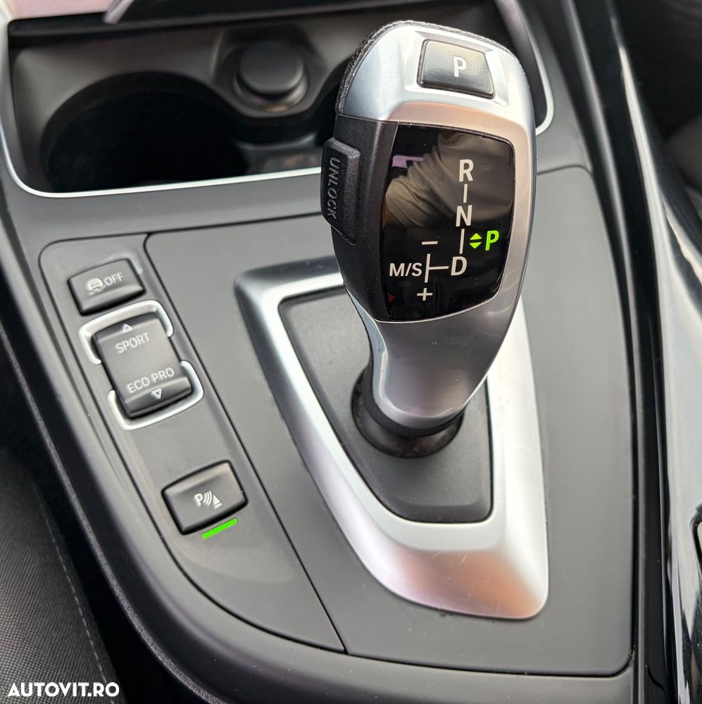 BMW Seria 1 - 21