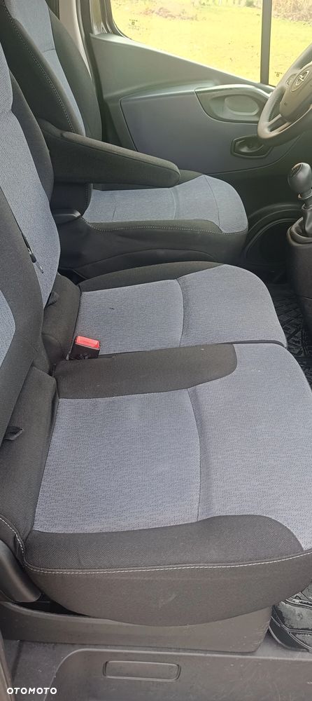 Opel Vivaro Trafic nv300 klimatyzacja L1H1 2014 r Vito master tempomat ładny - 22