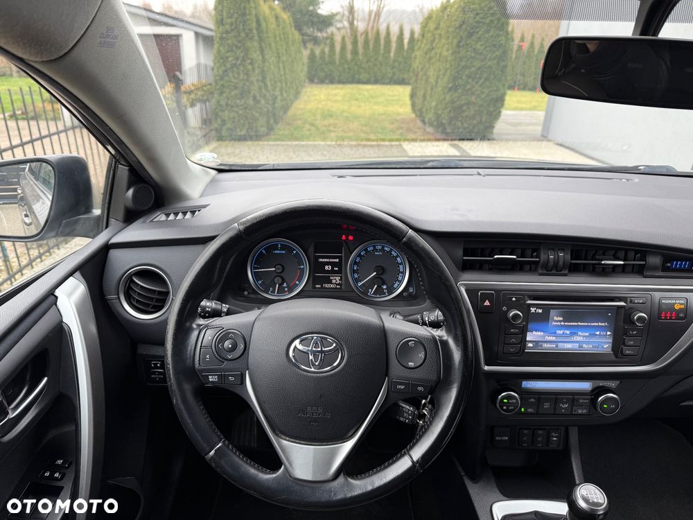 Toyota Auris 2.0 D-4D Prestige - 10