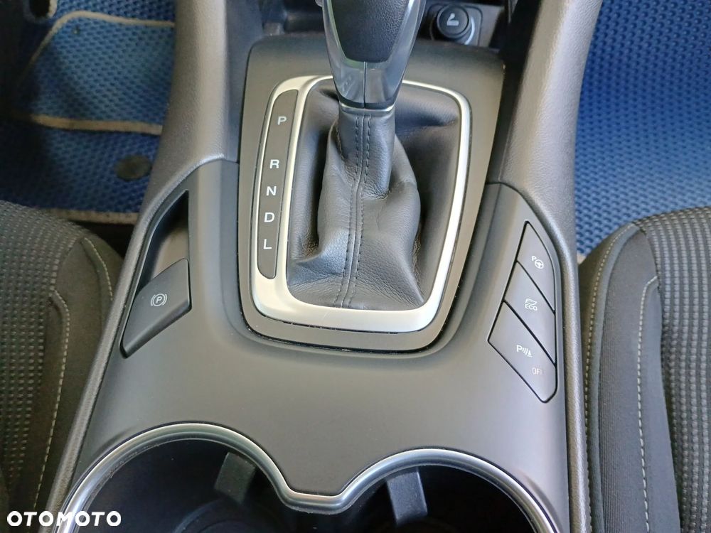 Ford Mondeo 2.0 Hybrid Titanium GPF - 14