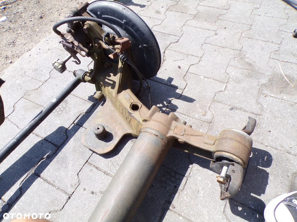 BELKA OŚ ZAWIESZENIA TYŁ OPEL ASTRA J - 5