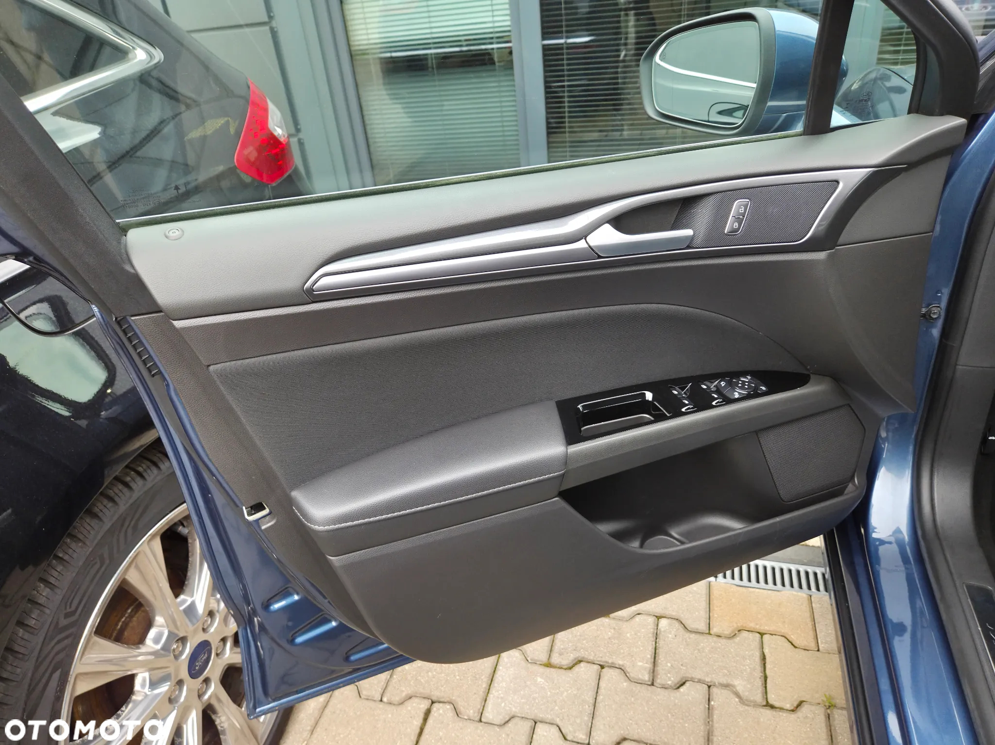 Ford Mondeo 2.0 TDCi Titanium - 24