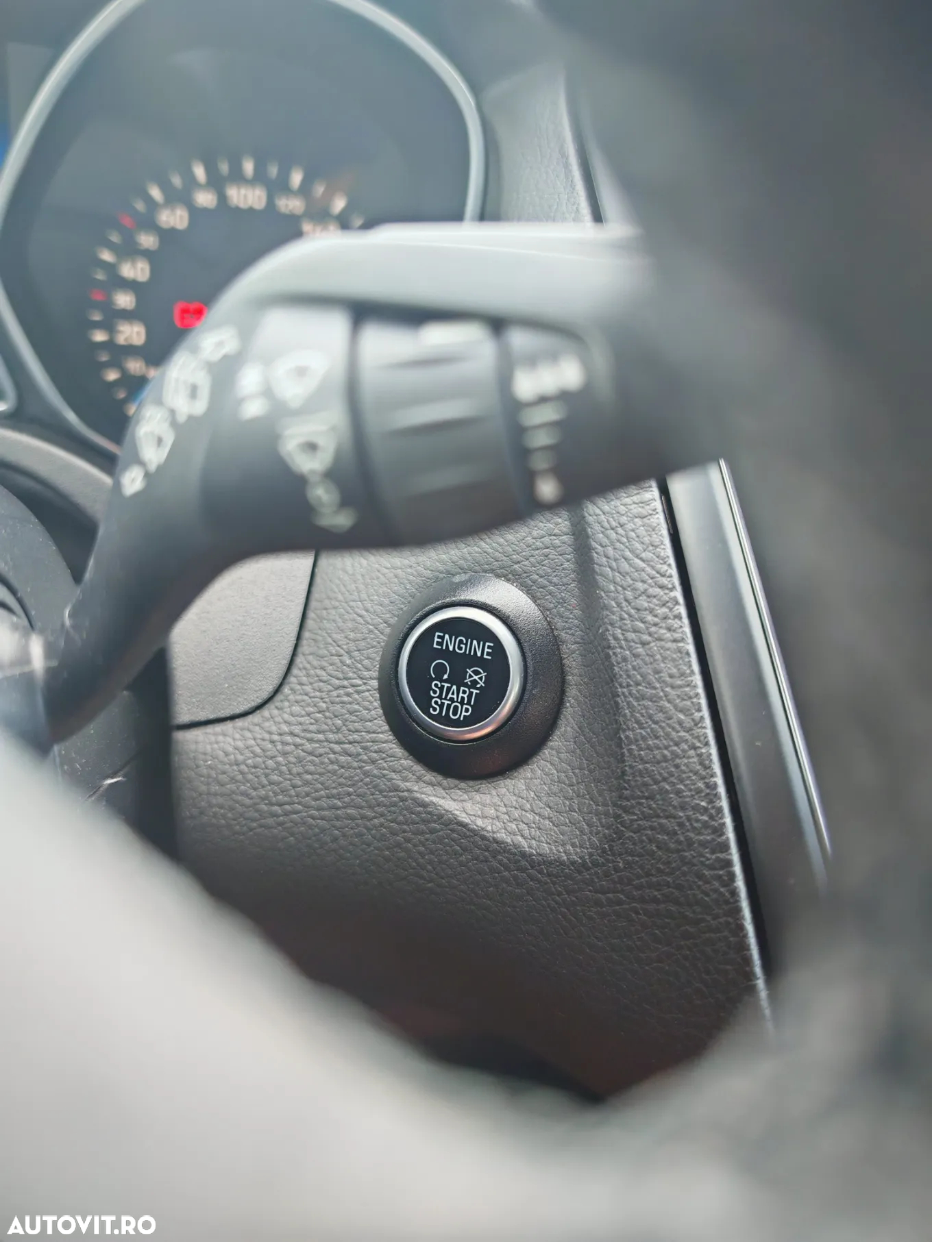 Ford Focus 1.5 TDCi Powershift Titanium - 18