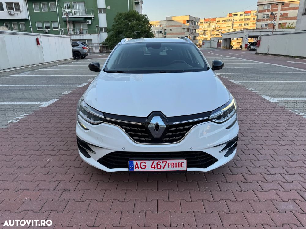 RENAULT Megane 2023 — imagine 3