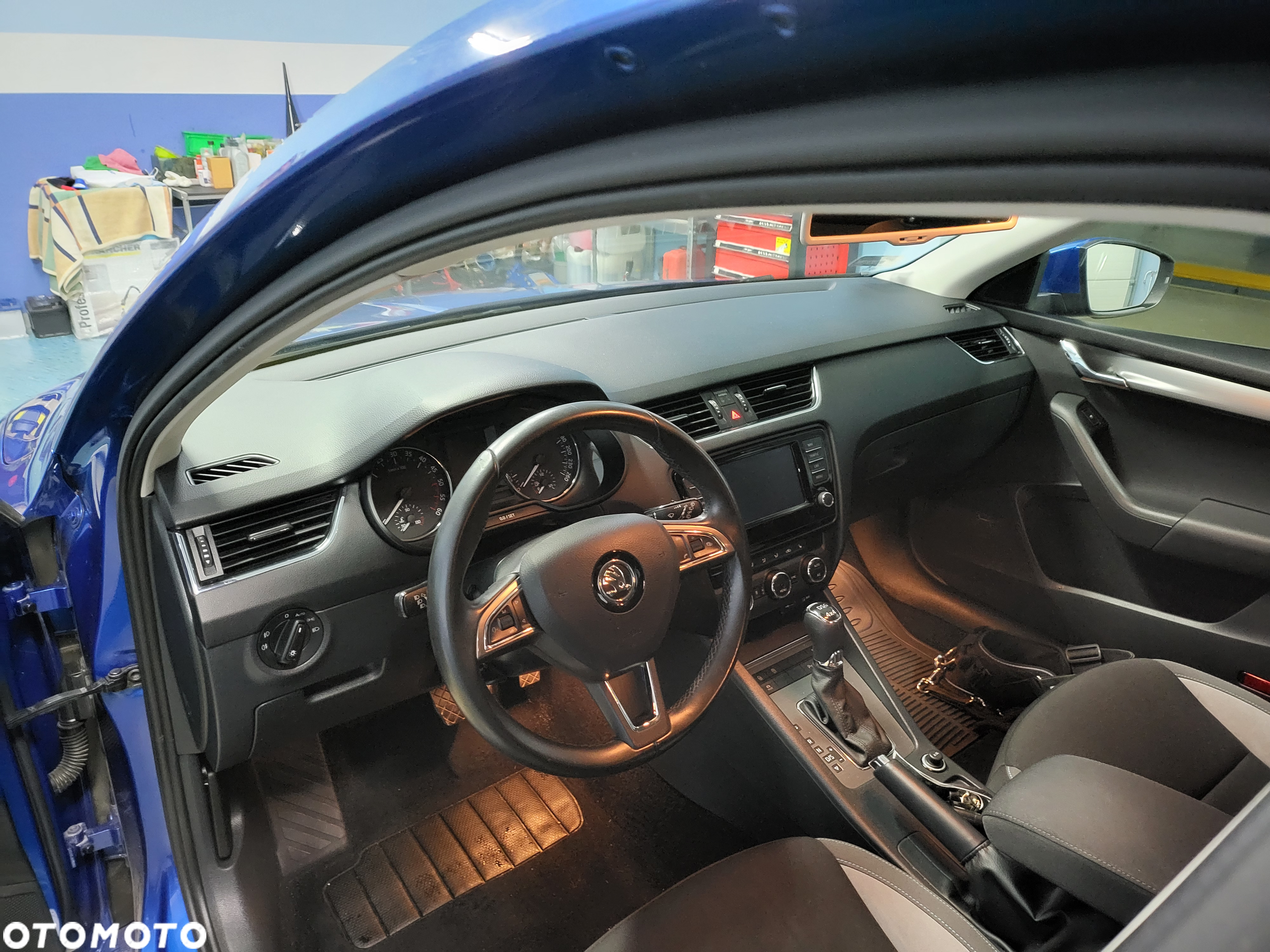 Skoda Octavia 2.0 TDI 4x4 Joy DSG - 9