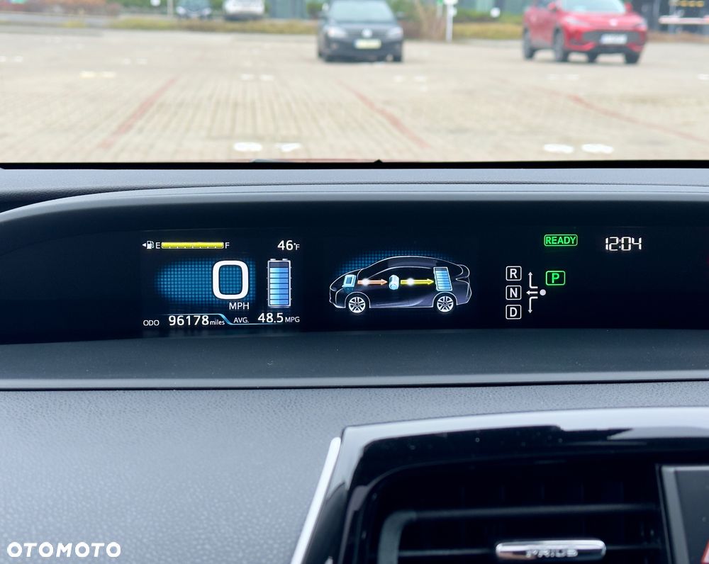 Toyota Prius 1.8 Hybrid Executive - 26