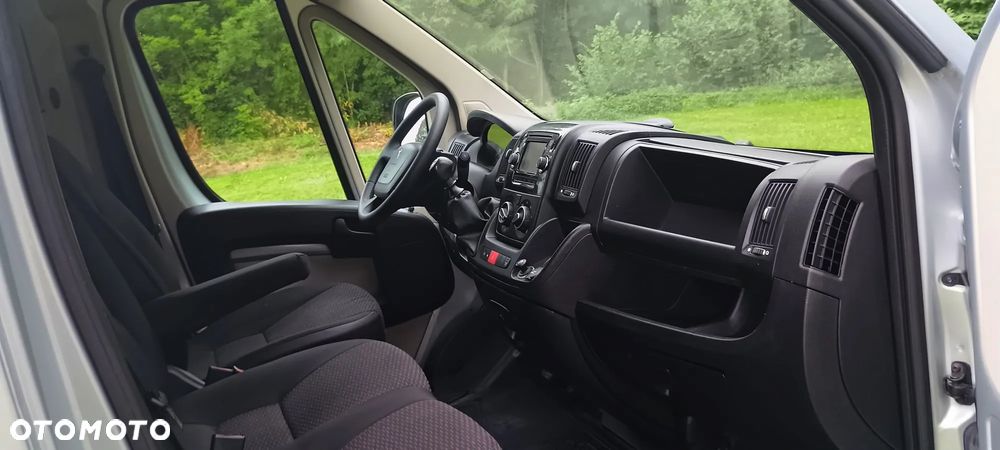Peugeot BOXER - 12