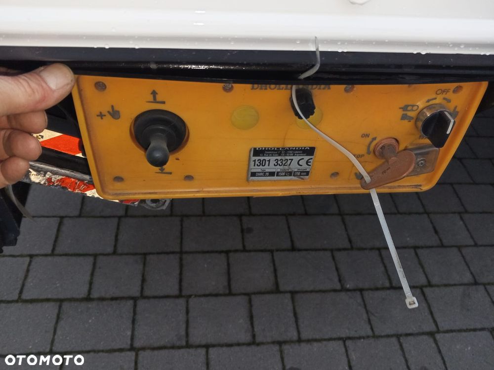 Renault MIDLUM ŁADOWNOŚĆI 7 TON /ZAWIESZENIE PNEUMACZYCZNE/WINDA / FRANCJA - 23