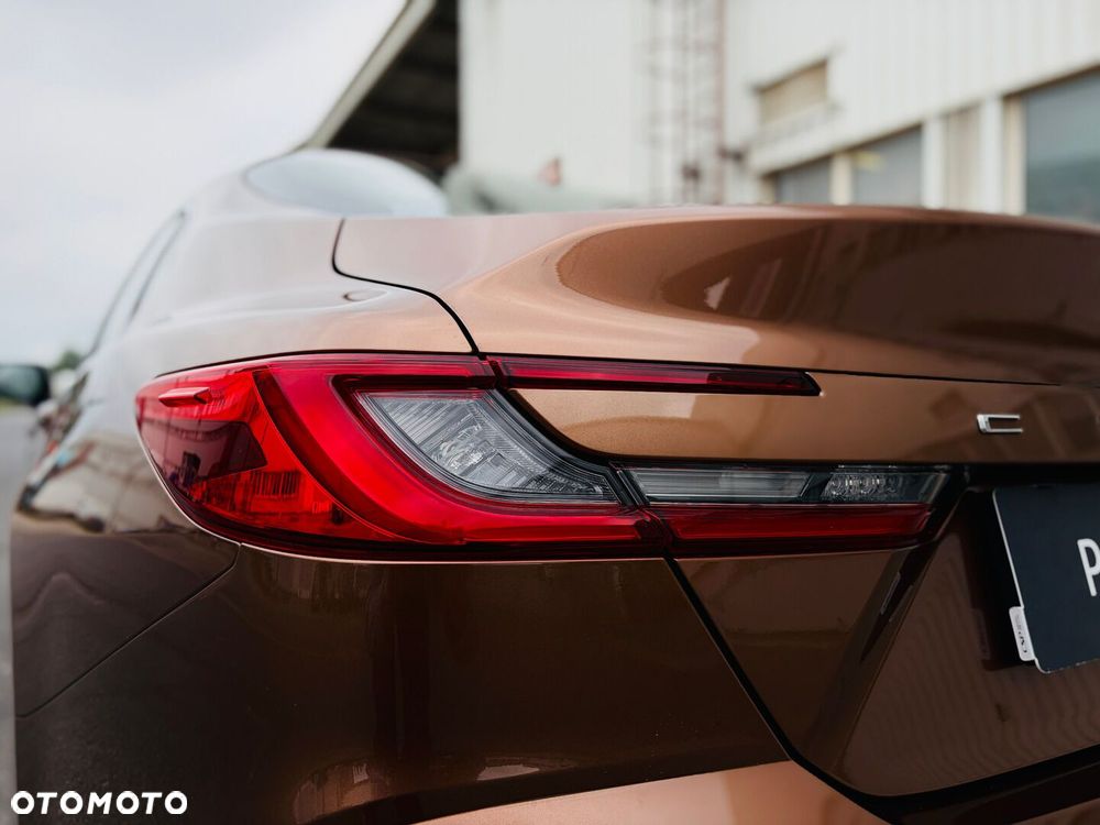 Toyota Camry - 19