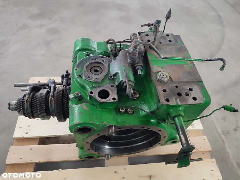 Dyferencjał tył LOTFG27499131 JOHN DEERE 6430 - 6