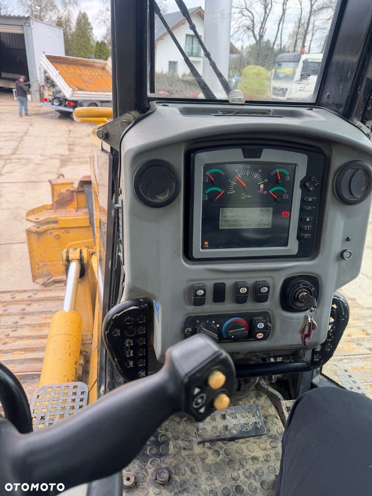 Caterpillar D6N LGP - 16