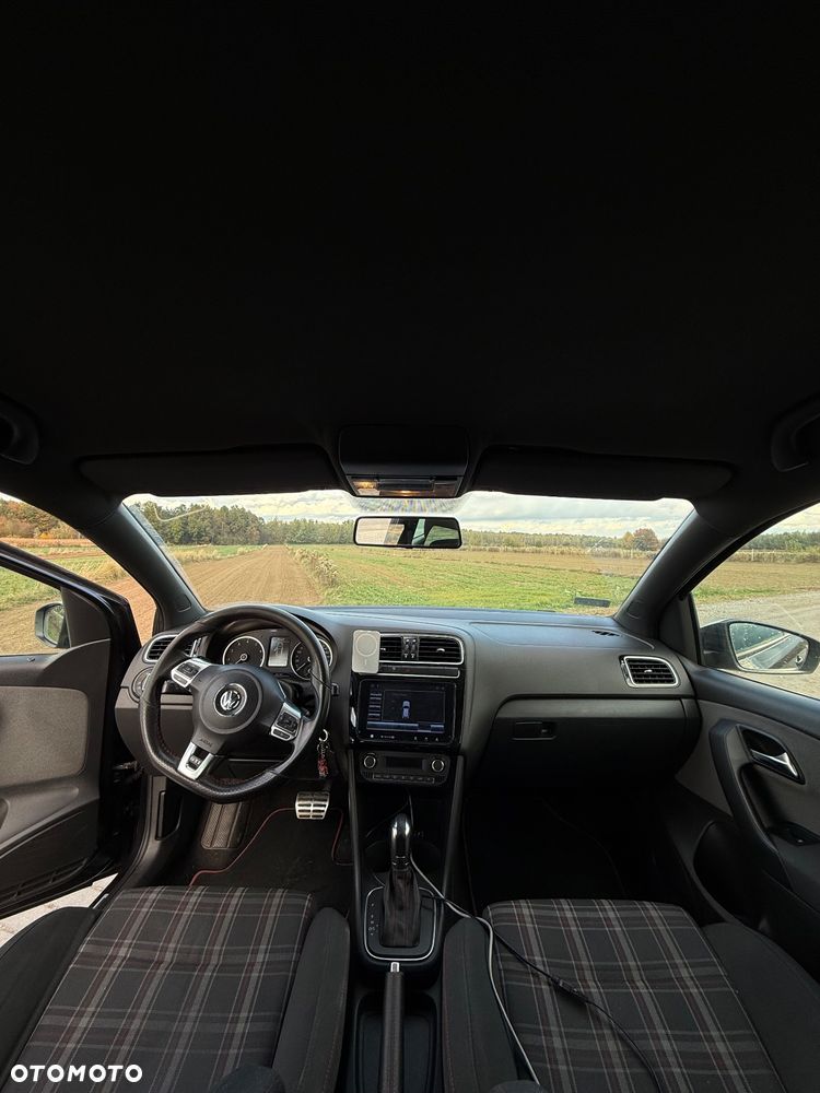 Volkswagen Polo 1.4 TSI GTI DSG - 11