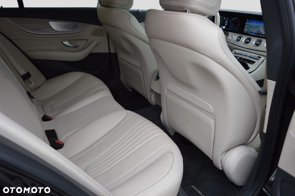 Mercedes-Benz CLS 300 d 4-Matic AMG - 26