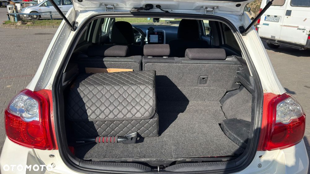 Toyota Auris 1.8 HSD Prestige NAVI - 25