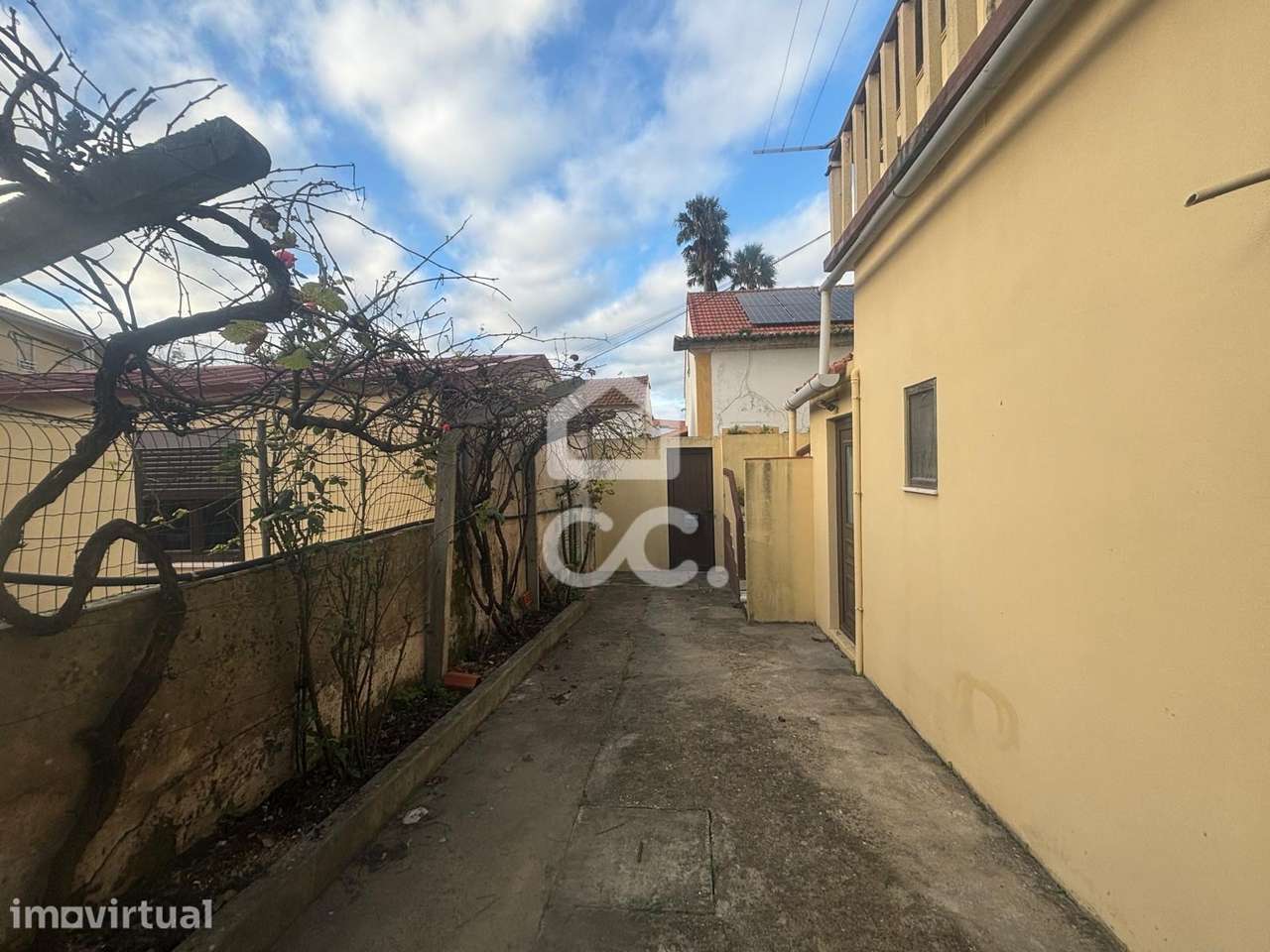 Oportunidade de investimento----Prédio de rés-do-chão e 1º andar compo - Grande imagem: 5/36