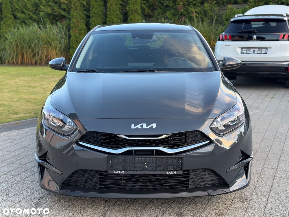 Kia Ceed - 3