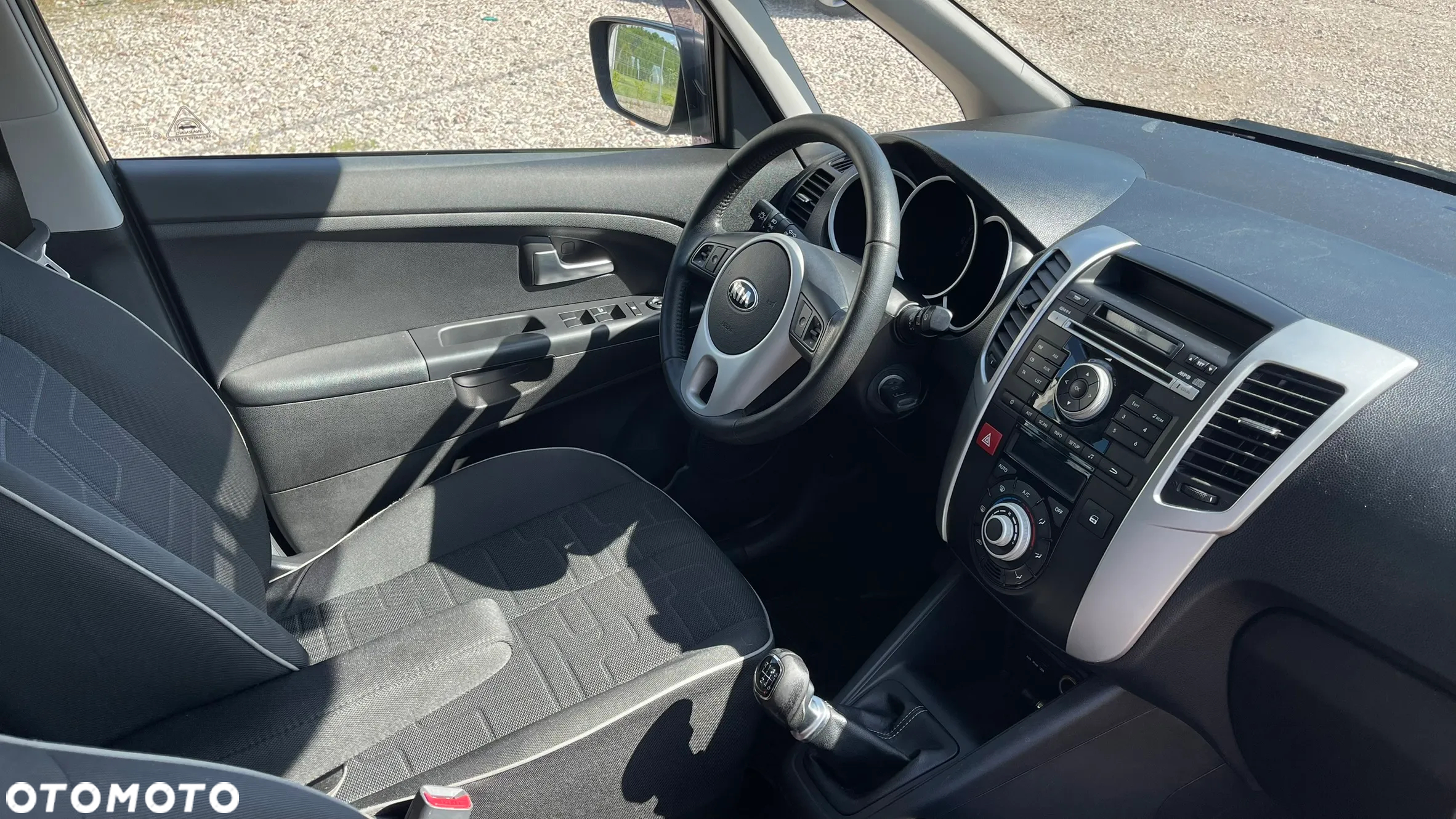 Kia Venga - 28