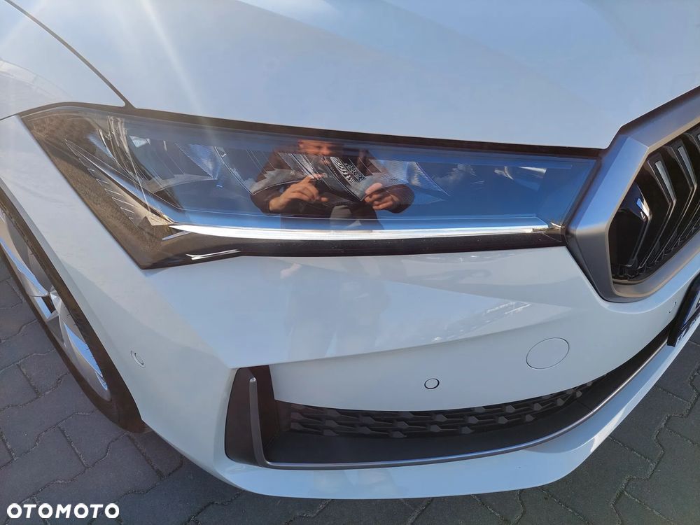 Skoda Superb 2.0 TSI 4x4 Selection DSG - 25