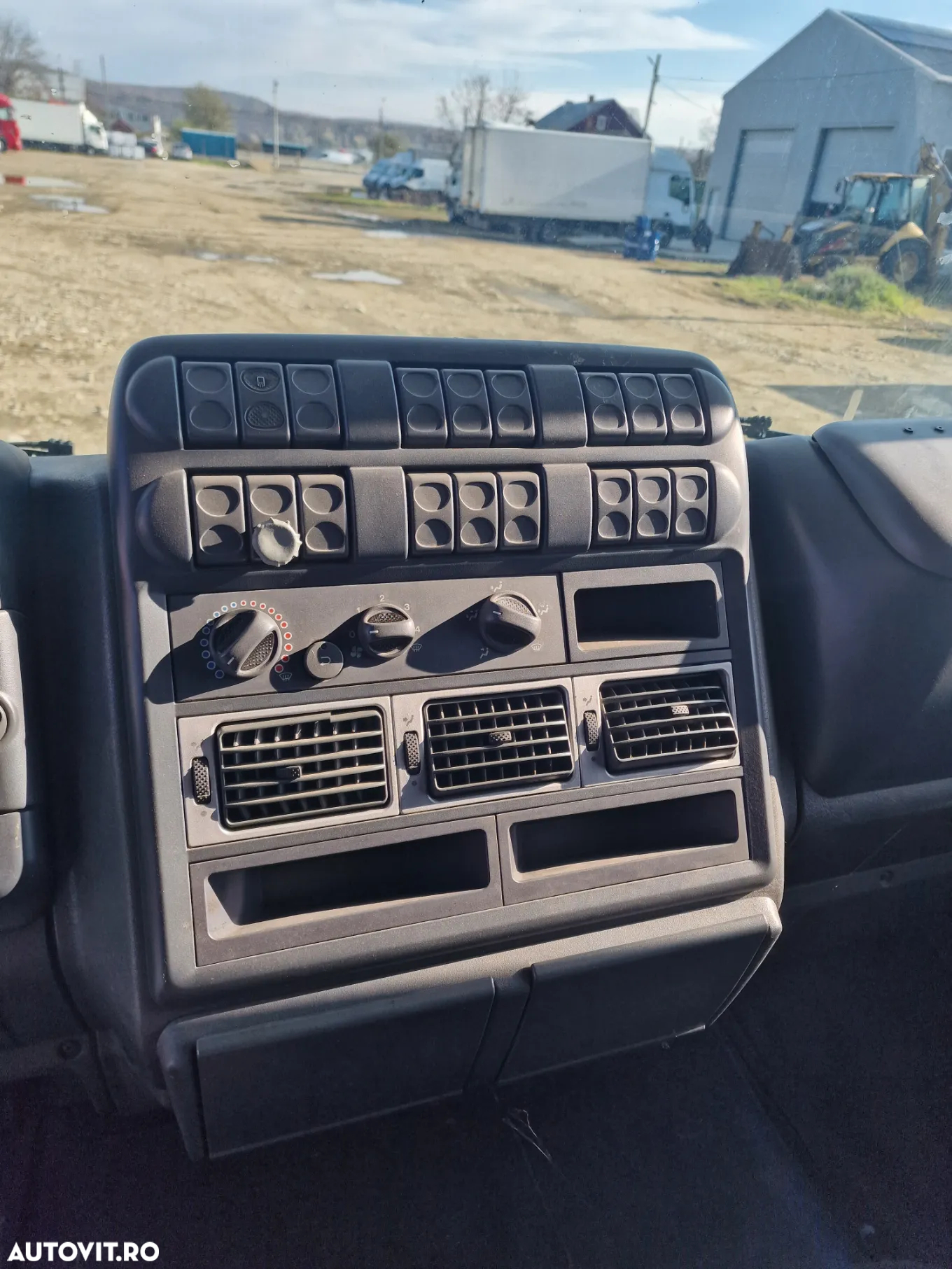 Iveco ML75E15 - 11