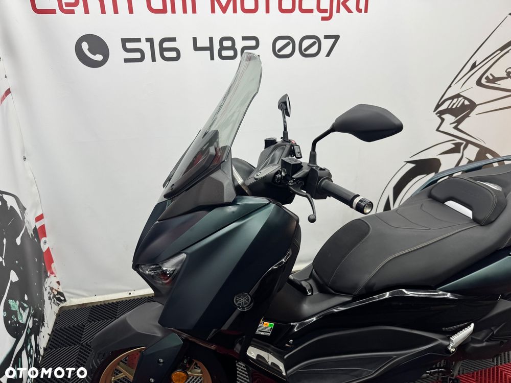Yamaha X-max - 10