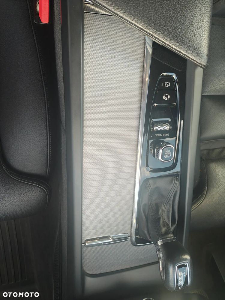 Volvo XC 60 D4 Inscription - 7
