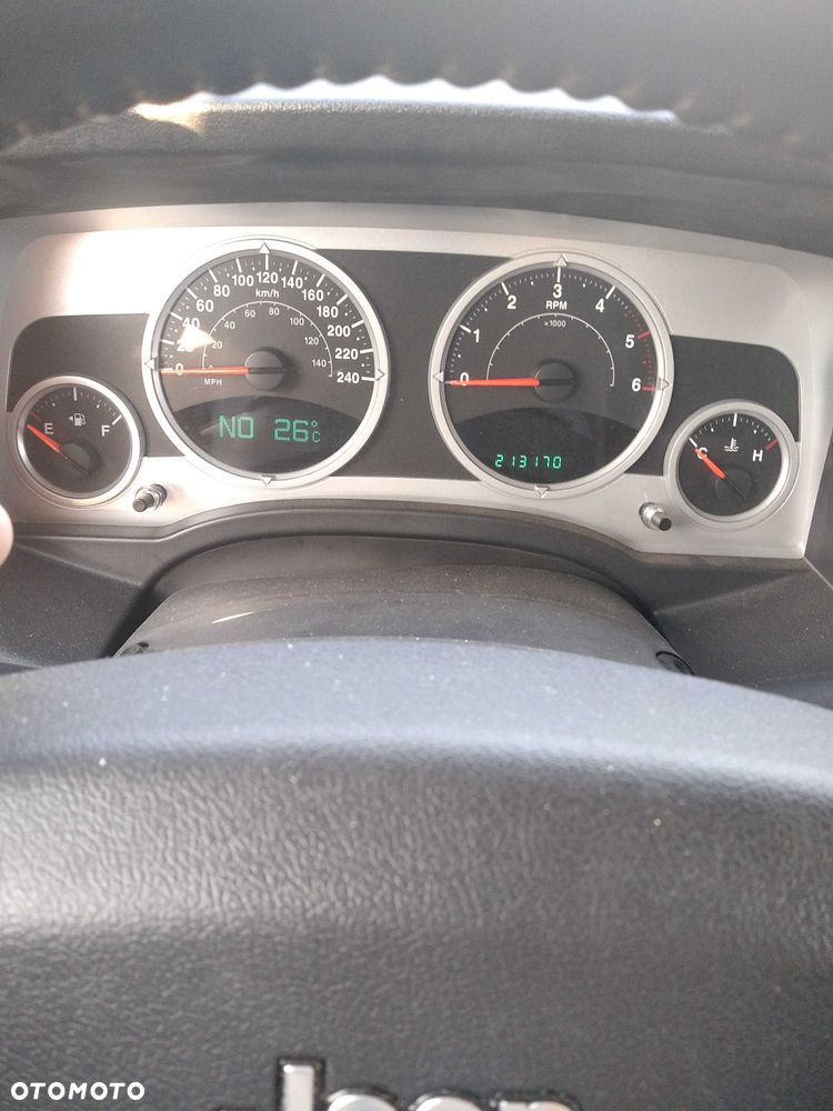 Jeep Compass - 4
