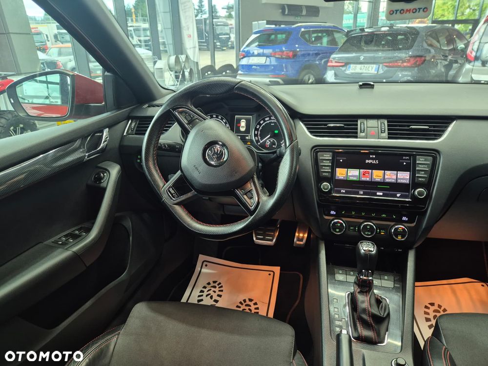 Skoda Octavia 2.0 TDI DSG RS - 26