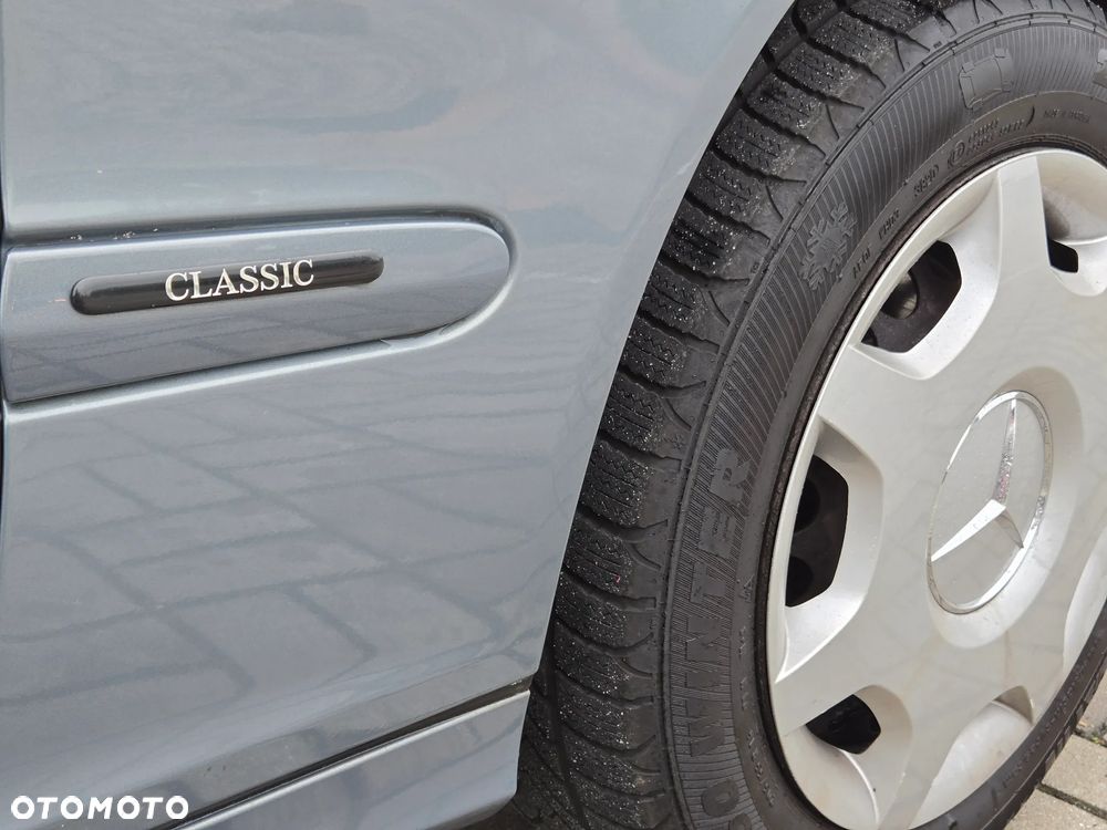 Mercedes-Benz Klasa C 180 Kompressor Classic Sport Edition - 13