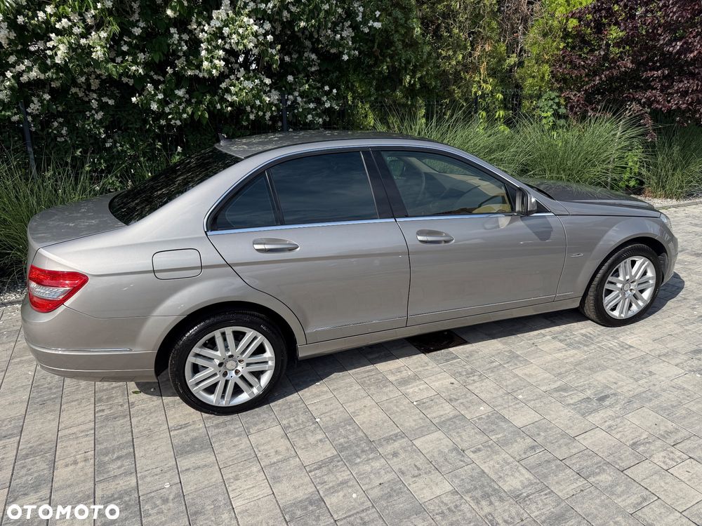 Mercedes-Benz Klasa C ver-200-kompressor-avantgarde - 4