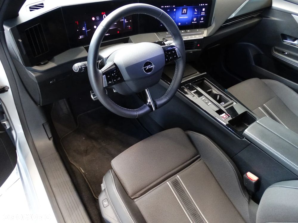 Opel Astra 1.5 D Automatik Ultimate - 31