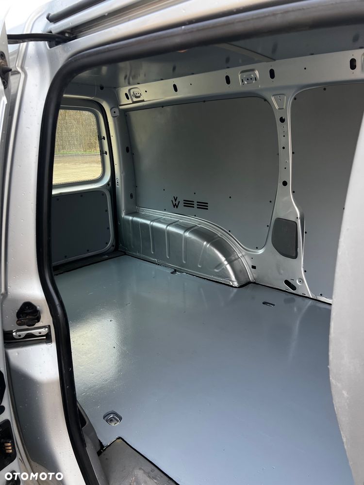 Volkswagen Caddy - 8