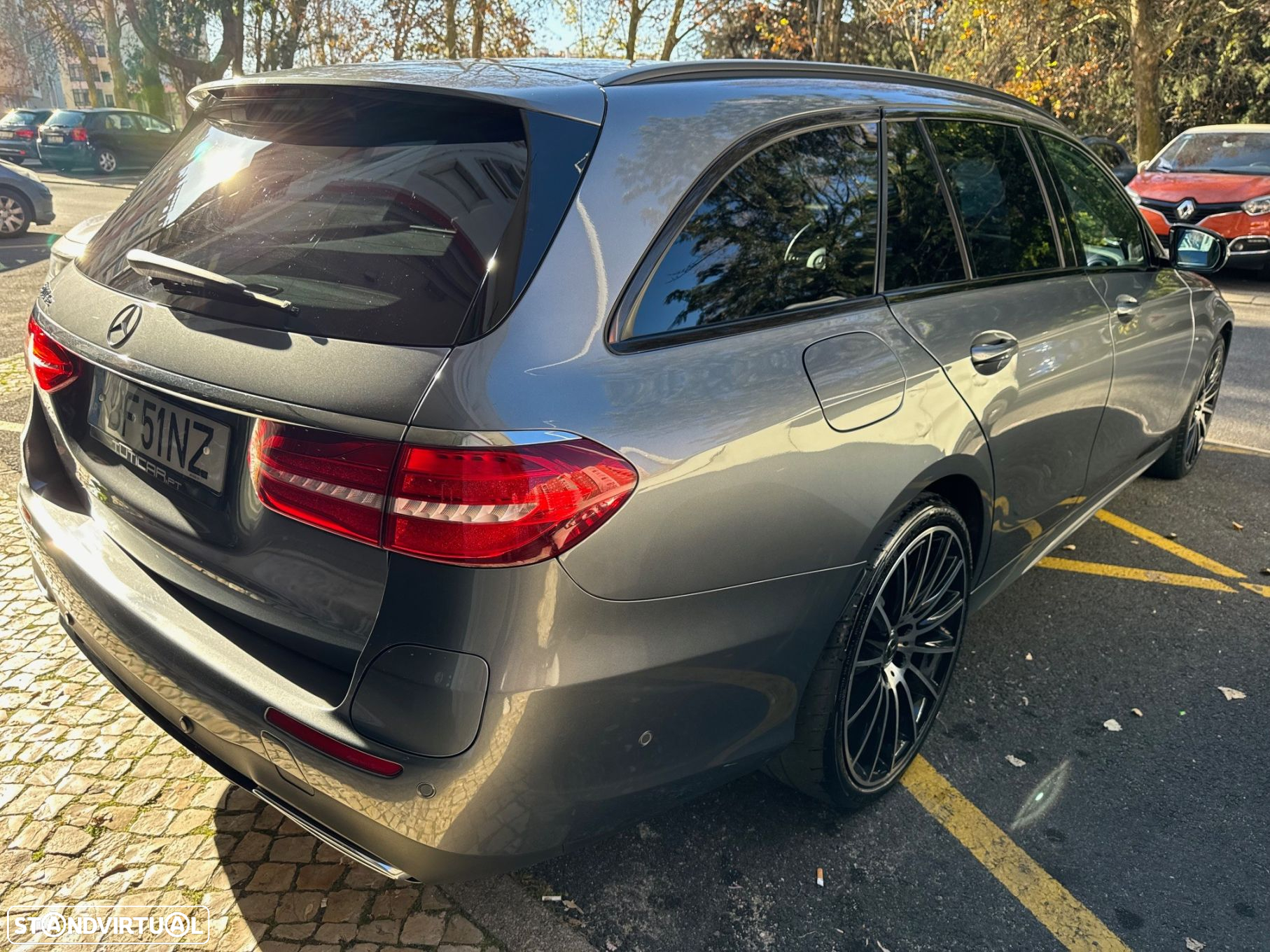 Mercedes-Benz E 300 - 36
