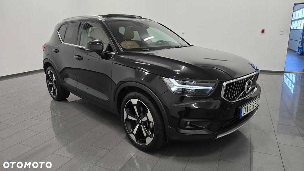 Volvo XC 40 D4 AWD Inscription - 2
