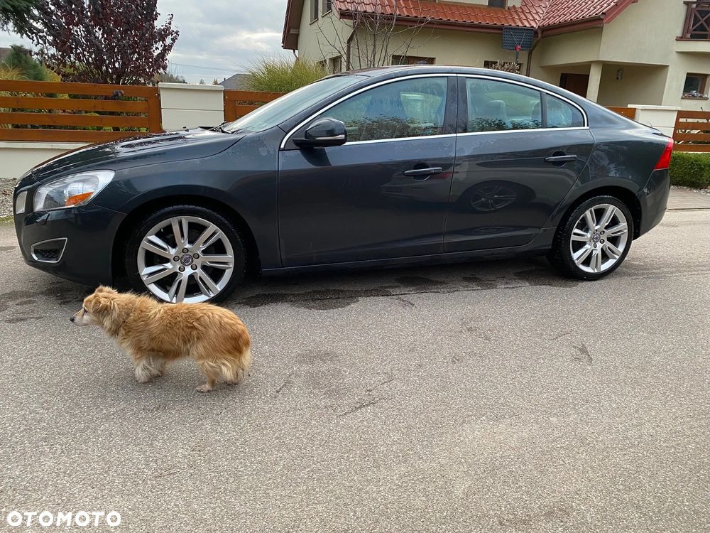 Volvo S60 T6 AWD Geartronic Summum - 2