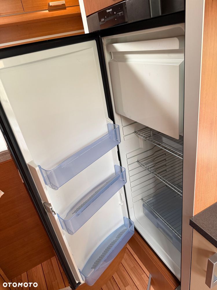 KNAUS Sunliner 700 Lg - 19