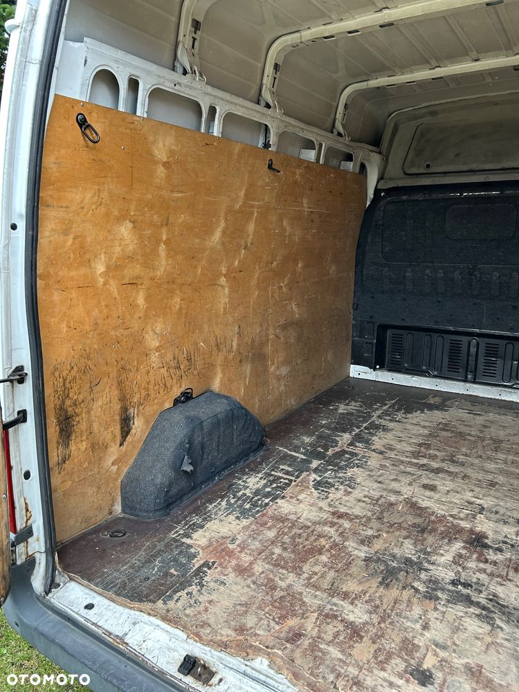 Ford Transit - 33